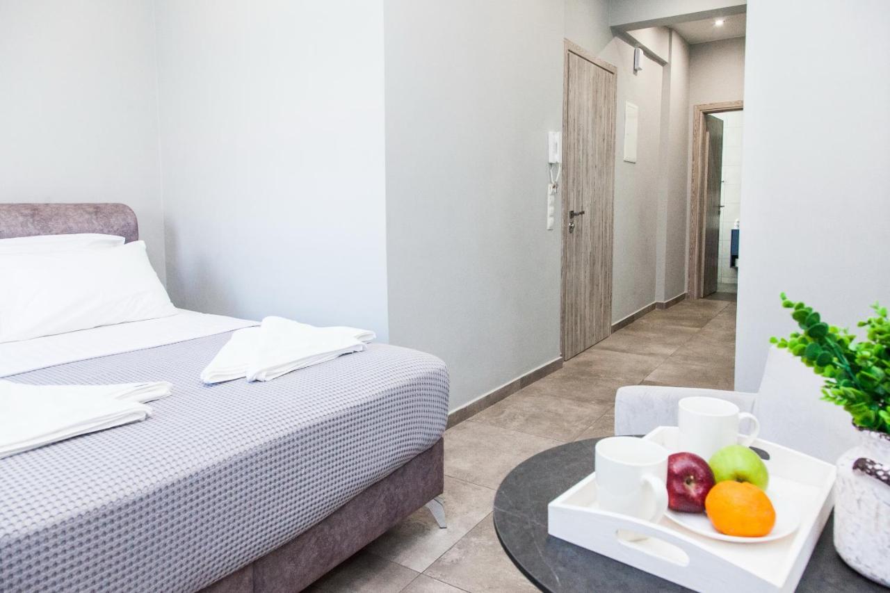 Appartamento A Spacious Brand New Studio Ideal For 2 A Atene Esterno foto
