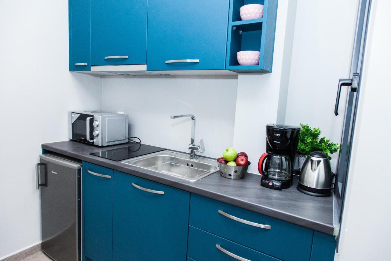 Appartamento A Spacious Brand New Studio Ideal For 2 A Atene Esterno foto